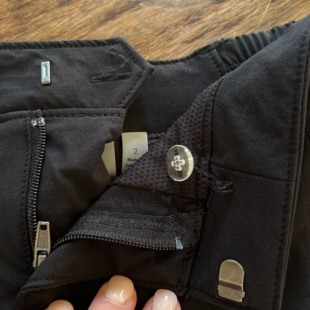 Athleta Black Golf Skirt.  Size 2 - Picture 4 of 5